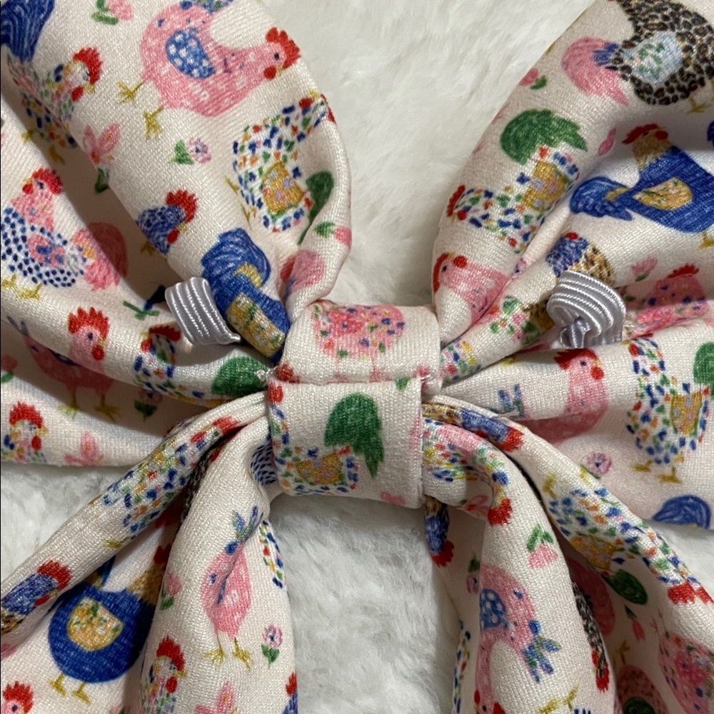 Fancy Flock 🐓Griffy & Drake Pet Bow 🐾 - Picture 6 of 7